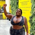 Jojo conta que emagreceu 26 kg e exibe o corpo 2 meses após bariátrica
