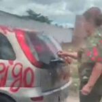 Primeira-dama de cidade de Pernambuco é flagrada pichando carro: 'Rapariga do prefeito' Primeira-dama de cidade de Pernambuco é flagrada pichando carro: 'Rapariga do prefeito'