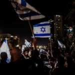 Hamas liberta mais 17 reféns, no 3º dia de trégua em guerra Hamas liberta mais 17 reféns, no 3º dia de trégua em guerra