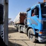 Caminhões com ajuda humanitária entram em Gaza durante trégua entre Israel e terroristas do Hamas Caminhões com ajuda humanitária entram em Gaza durante trégua entre Israel e terroristas do Hamas