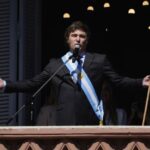 Milhares de ‘funcionários-nhoques’ da Argentina perdem o emprego; entenda Milhares de ‘funcionários-nhoques’ da Argentina perdem o emprego; entenda