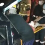 Motorista foge após colidir em carro estacionado durante chuva em Cruzeiro do Sul Motorista foge após colidir em carro estacionado durante chuva em Cruzeiro do Sul