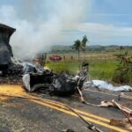 Tragédia na BR-364: Acidente fatal entre ônibus e caminhão deixa rodovia fechada Tragédia na BR-364: Acidente fatal entre ônibus e caminhão deixa rodovia fechada