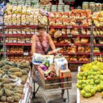 Projeções indicam aumento significativo no consumo durante o Natal em comparação ao ano anterior Projeções indicam aumento significativo no consumo durante o Natal em comparação ao ano anterior
