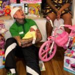 MC Daniel vira piada na web ao dar patins e bicicleta à afilhada recém-nascida MC Daniel vira piada na web ao dar patins e bicicleta à afilhada recém-nascida