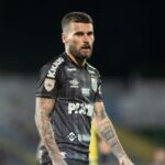 Lucas Lima é 'rebaixado' no Santos e vai disputar torneio no Catar com time da base