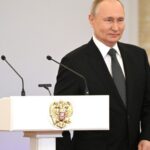 Putin é oficialmente registrado como candidato ao sexto mandato presidencial na Rússia Putin é oficialmente registrado como candidato ao sexto mandato presidencial na Rússia