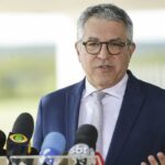 Ministro Padilha revela detalhes sobre suposta organização criminosa no governo de Bolsonaro