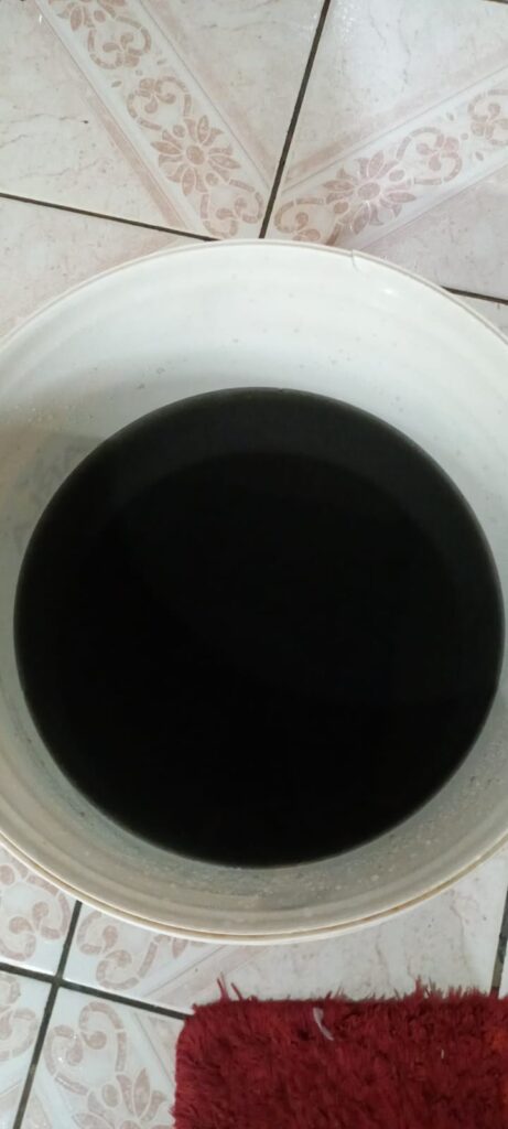 No Bujari, moradores reclamam que estão sendo abastecidos com água suja