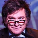 Milei derruba mais de 60 normas que prejudicam comércio interno na Argentina Milei derruba mais de 60 normas que prejudicam comércio interno na Argentina