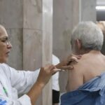 Vacinação de grupos de risco é principal desafio no combate ao vírus da covid-19