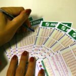 Ninguém acerta concurso 2.674 da Mega e prêmio vai a R$ 16 milhões Ninguém acerta concurso 2.674 da Mega e prêmio vai a R$ 16 milhões