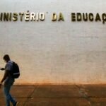 Governo deve repassar R$ 19 bilhões do salário-educação em 2024