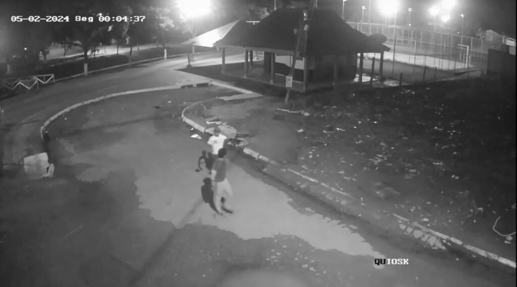 Onda de furtos de fios e refletores deixa Parque da Maternidade em Rio Branco em completa escuridão