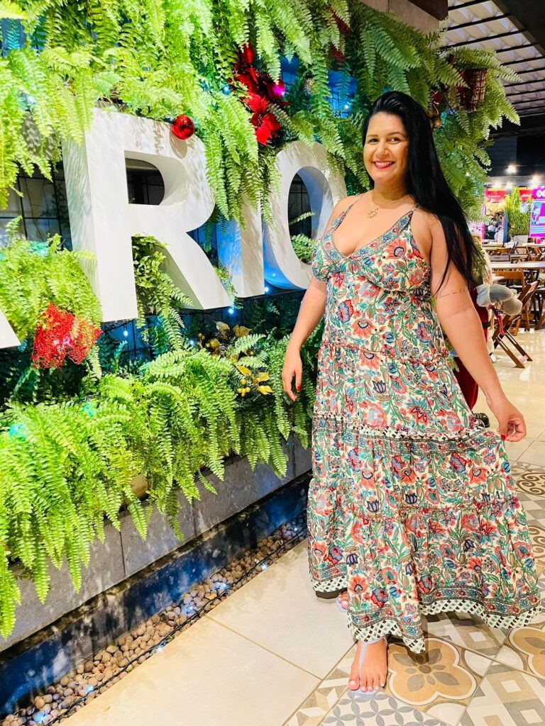 No Dia Mundial de Combate ao Câncer, professora faz relato emocionante sobre a descoberta e afirma: “Deus já me deu a cura”