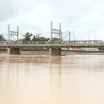 Nível do Rio Acre baixa mais de um metro, porém chuvas mantêm risco na Capital