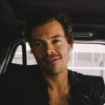 Brasileira presa por perseguir Harry Styles enviou 8 mil cartas ao cantor Brasileira presa por perseguir Harry Styles enviou 8 mil cartas ao cantor