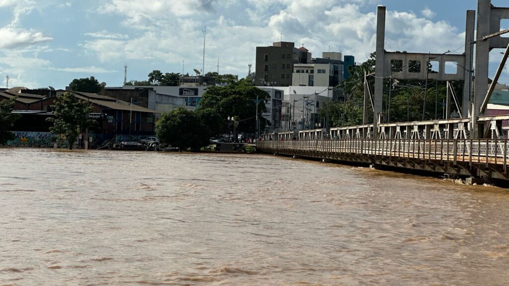 Histórico: Rio Acre sobe e atinge nível de 17,75 metros em Rio Branco