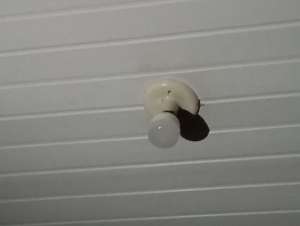 Energisa falta com respeito e deixa consumidores por mais de 6 horas sem energia na Baixada da Sobral