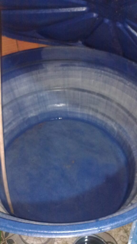 Moradores do bairro Jorge Lavoocat denunciam que estão há 25 dias sem abastecimento de água