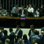 Câmara aprova fim da saidinha de presos; projeto vai à sanção Câmara aprova fim da saidinha de presos; projeto vai à sanção