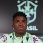 Em lágrimas, Vini Jr revela 