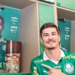 Palmeiras ganha 'titular e reserva' e abre nova possibilidade a Abel com Veiga e Rômulo Palmeiras ganha 'titular e reserva' e abre nova possibilidade a Abel com Veiga e Rômulo