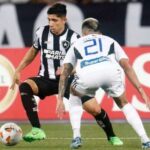 Botafogo sofre 3 gols no 1º tempo e perde em casa para Júnior na estreia da Libertadores Botafogo sofre 3 gols no 1º tempo e perde em casa para Júnior na estreia da Libertadores