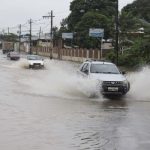 Rio Branco enfrenta 17 horas seguidas de chuva devido à onda polar Rio Branco enfrenta 17 horas seguidas de chuva devido à onda polar