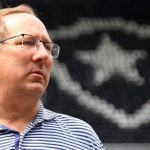 John Textor entregará a senadores supostas provas de manipulação