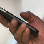 Operação policial faz oito prisões e apreende 63 celulares em Brasília