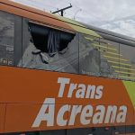 Suspeitos de vandalismo contra ônibus são identificados, mas não são presos Suspeitos de vandalismo contra ônibus são identificados, mas não são presos