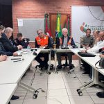 Metade da população perdeu tudo e rede de saúde de Canoas (RS) está quase destruída, diz prefeito
