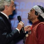 Krenak recebe homenagem da França pela defesa dos povos originários Krenak recebe homenagem da França pela defesa dos povos originários