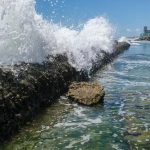 Governo quer barrar projeto que pode privatizar acesso a praias Governo quer barrar projeto que pode privatizar acesso a praias