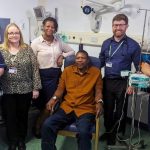 Homem é o primeiro vacinado do mundo contra o câncer de intestino Homem é o primeiro vacinado do mundo contra o câncer de intestino
