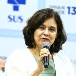 Nísia diz que SUS tem capacidade de dar melhores respostas à população Nísia diz que SUS tem capacidade de dar melhores respostas à população