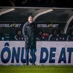 Coudet pede demissão e não é mais técnico do Internacional Coudet pede demissão e não é mais técnico do Internacional