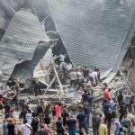 Ataque russo na Ucrânia deixa ao menos 20 mortos e atinge hospital infantil em Kiev Ataque russo na Ucrânia deixa ao menos 20 mortos e atinge hospital infantil em Kiev