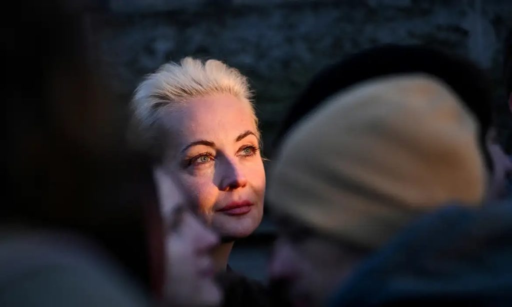 Tribunal russo emite mandado de captura para viúva de Alexei Navalny