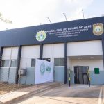Durante festividades, Governador Gladson Cameli entrega Departamento de Polícia Técnico-Científica em Brasiléia Durante festividades, Governador Gladson Cameli entrega Departamento de Polícia Técnico-Científica em Brasiléia