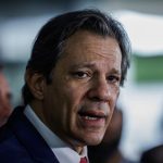Governo quer criar 'PIX dos impostos' com os bancos; entenda a proposta Governo quer criar 'PIX dos impostos' com os bancos; entenda a proposta