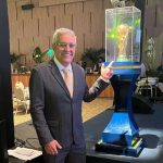 Mauro Naves é operado com urgência após sofrer acidente doméstico Mauro Naves é operado com urgência após sofrer acidente doméstico