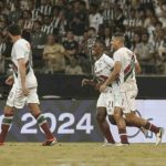 Fluminense vence Atlético e deixa o Z4 do Brasileirão Fluminense vence Atlético e deixa o Z4 do Brasileirão