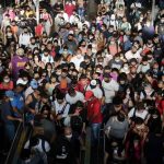 População brasileira vai parar de crescer em 2041, diz IBGE