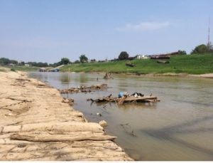 Rio Acre atinge nível crítico: 18 cm acima da menor marca histórica e estado em alerta máximo para seca