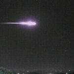 Objeto luminoso é visto no céu em Santa Catarina e intriga moradores