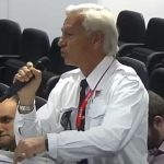 Piloto da Voepass denuncia em audiência excesso de trabalho e desrespeito às folgas Piloto da Voepass denuncia em audiência excesso de trabalho e desrespeito às folgas