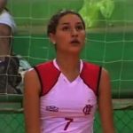 Antes de seguir carreira com moda, Sasha Meneghel já jogou vôlei pela categoria de base do Flamengo Antes de seguir carreira com moda, Sasha Meneghel já jogou vôlei pela categoria de base do Flamengo