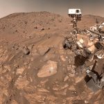 Nasa publica selfie de rover Perseverance em seu ambiente de trabalho em Marte Nasa publica selfie de rover Perseverance em seu ambiente de trabalho em Marte